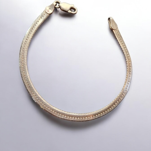 Vintage Sterling Silver 925 Italian VIOR Designer Herringbone Chain Bracelet - Picture 4 of 10